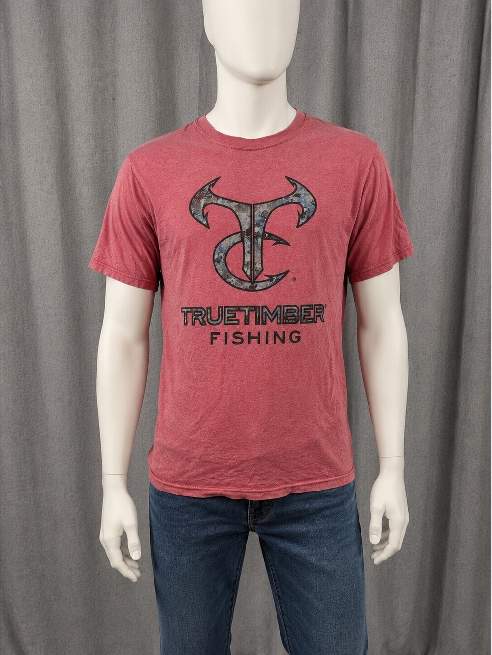 Paramount Outdoors Men’s M TrueTimber Fishing Graphic T-Shirt Red Camo Logo